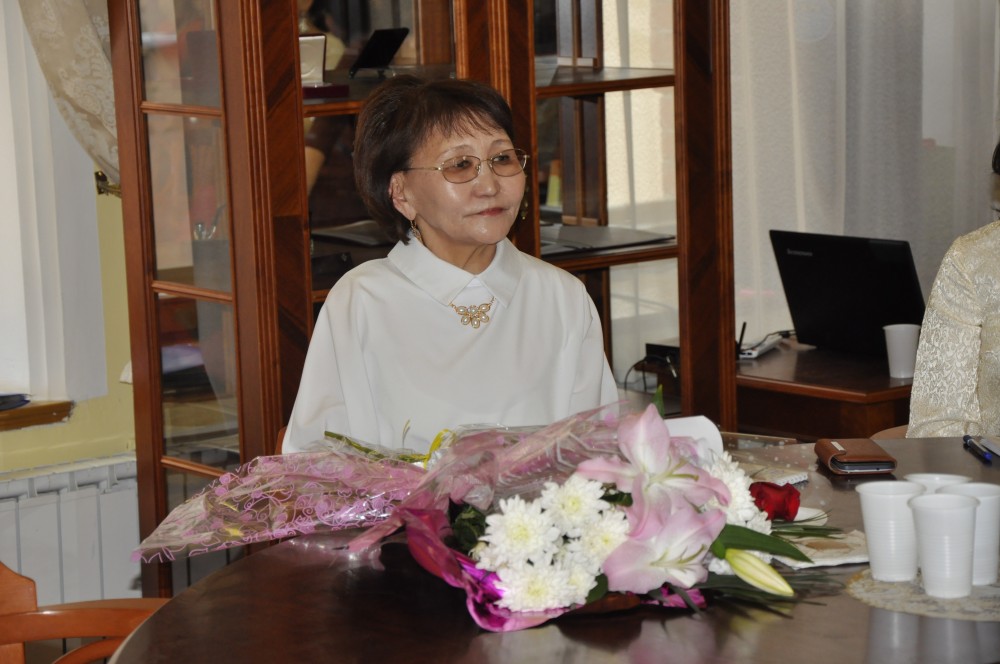 You are currently viewing 70 лет со Дня рождения Анны Варламовой — Айысхааны